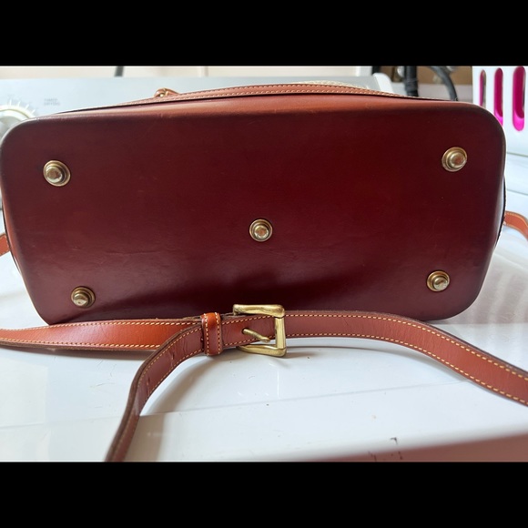 Authentic large 12 x 10 Dooney & Bourke pebble grain leather satchel ~Vintage! - Picture 5 of 16